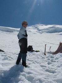 marci hansen rocking student discounts on mt rainier